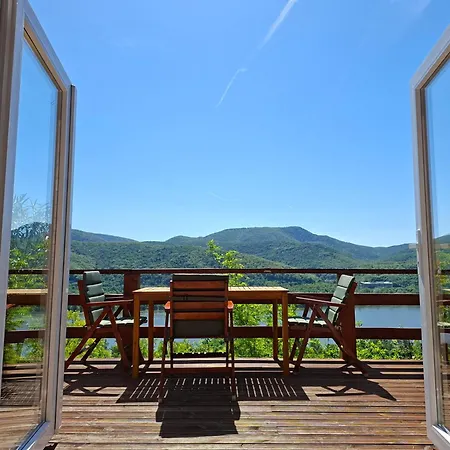 펜션 Sherpa Pihenohaz *